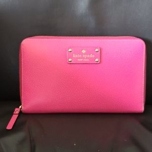 Kate Spade ♠️XL wallet/ clutch